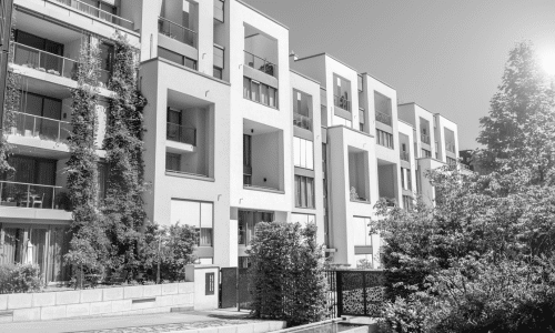 Image d'un gros immeuble pour le financement hypothécaire à long terme.